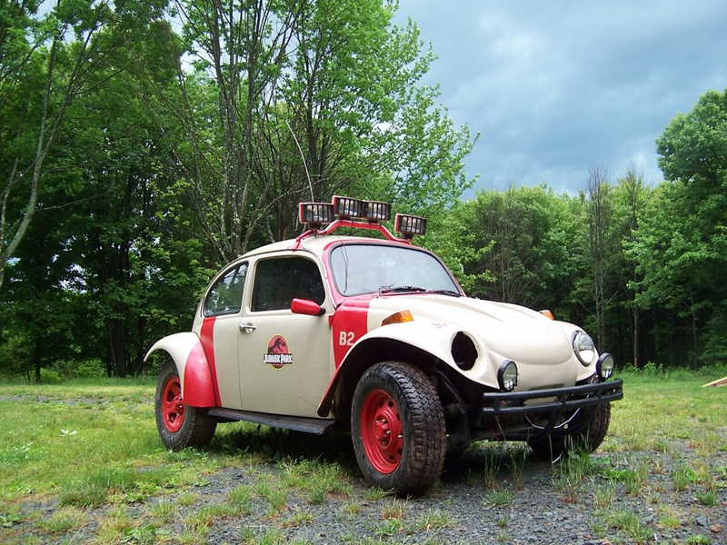Illustration for article titled A List of All the Jurassic Park Liveried Vehicles I Could Find